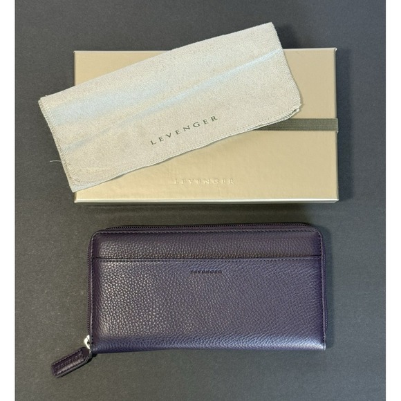 Levenger Handbags - NWOT Levenger Accordion Wallet Grape Purple Pebbled Leather Zip Around RFID